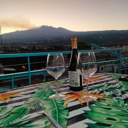 Апартаменты Casa Donna Rosaria Tra Etna E Taormina Рипосто Экстерьер фото