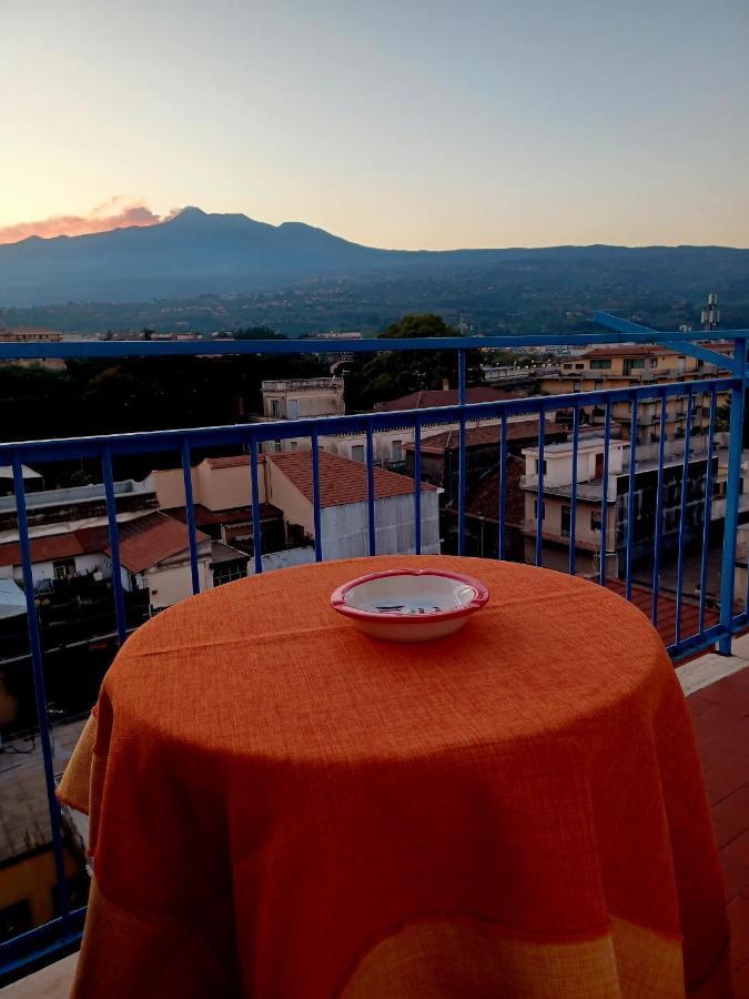 Апартаменты Casa Donna Rosaria Tra Etna E Taormina Рипосто Экстерьер фото